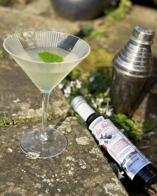 Summer is finally coming and the forecast is for cocktails!
